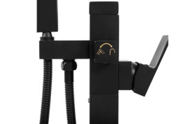 Смеситель для ванной Rea Tery напольный с душевым гарнитуром черный REA-B5304