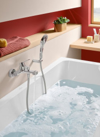 Змішувач для ванної кімнати Villeroy & Boch Architectura одноважільний хром TVT10300200061