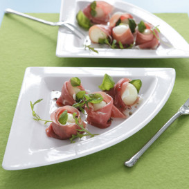 Тарілка трикутна плоска Villeroy & Boch NewWave 22х22 см преміум фарфор білий 10-2525-2659