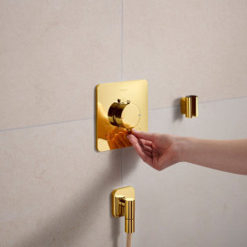 Термостат для душа скрытого монтажа Hansgrohe Ecostat Comfort Q 2 потребителя золото 33717990