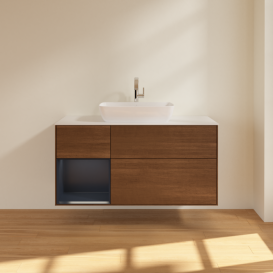 Тумба под раковину Villeroy & Boch Finion 120х50,1 см с подсветкой МДФ шпон грецкого ореха/стекло белое матовое F821HGGN