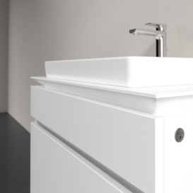 Тумба під раковину Villeroy & Boch Legato 80х55 см з підсвічуванням ДСП білий матовий B679L0MS