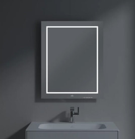 Дзеркало у ванній кімнаті Villeroy & Boch Finion 60х75 см з підсвічуванням F6006000