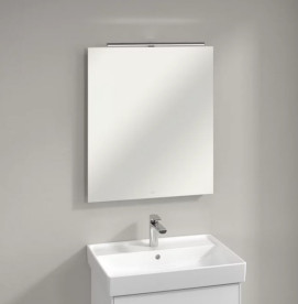 Зеркало в ванную комнату Villeroy & Boch More To See 65х75 см с подсветкой A4046500