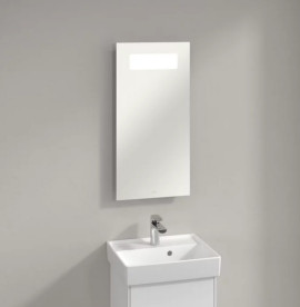 Зеркало в ванную комнату Villeroy & Boch More To See 14 37х75 см с подсветкой A4293700