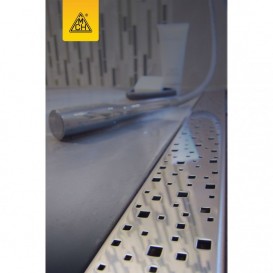 Жолоб водостічний МСН 750 мм з горизонтальним фланцем і полірованої гратами Квадрати CH 750 S