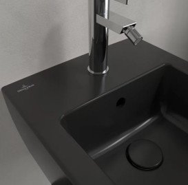 Біде підвісне Villeroy & Boch Memento 2.0 37,5х56 см санітарна кераміка CeramicPlus Ebony (чорний матовий) 443300S5