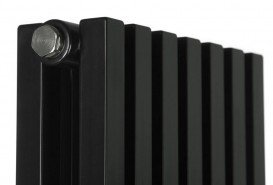 Дизайнерский радиатор Betatherm BQ Quantum 2 180х28,5 см сталь черный BQ 2180/7 9005M 99