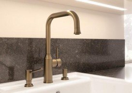 Дозатор жидкого моющего средства BLANCO LIVIA  встраиваемый в кухонную мойку  полированная латунь 521292