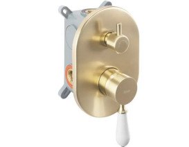 Душевая система скрытого монтажа Rea Serra со смесителем матовое золото REA-B1149