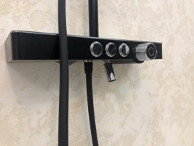 Душова стійка для душа Vema Wellness з термостатом чорний матовий V08232F0202