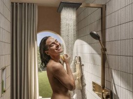 Душевая стойка Hansgrohe Raindance Alive Q 34х21 см 1jet с термостатом ShowerSelect Comfort бронза 24580140