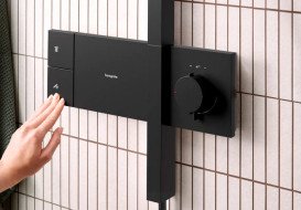 Душова стійка Hansgrohe Raindance Alive S 300 1jet із термостатом ShowerSelect Comfort чорний матовий 24582670