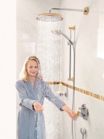 Душовий гарнітур зі штангою Hansgrohe колекція Raindance Classic 100 AIR хром / золото 27843090