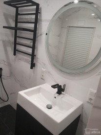 Электрический полотенцесушитель Genesis-Aqua Aro 100х53 см черный GA-40005