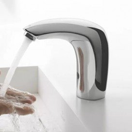 Электронный смеситель для раковины Tres Trestronic c инфракрасным датчиком хром 19290603