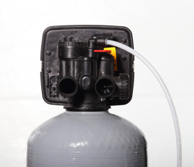 Фильтр обезжелезивания и умягчения воды Ecosoft FK1252CEMIXA