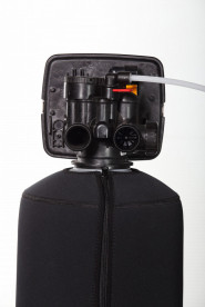 Фильтр обезжелезивания и умягчения воды Ecosoft FK1665CEMIXC