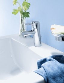 Смеситель для раковины однорычажный с донным клапаном Grohe коллекция Concetto хром 32204001