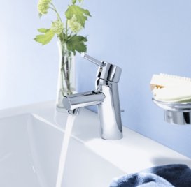Смеситель для раковины однорычажный с донным клапаном Grohe коллекция Concetto хром 32204001