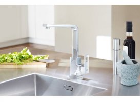 Смеситель для раковины однорычажный с донным клапаном Grohe коллекция Eurocube хром 23135000