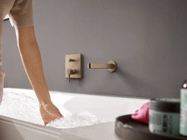 Излив для смесителя в ванной Hansgrohe Finoris 17,4 см бронза 76410140