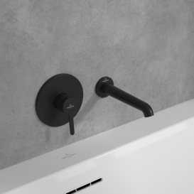 Вилив для змішувача у ванній кімнаті Villeroy & Boch Skyla матовий чорний TVT116001000K5