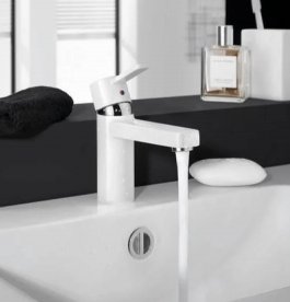 Смеситель для раковины однорычажный с донным клапаном Kludi коллекция Zenta XL белый 382609175