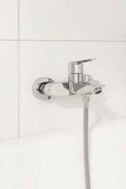 Комплект смесителей для ванной Grohe QuickFix Start  3 в 1 с душевым набором хром UA202301ME
