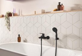 Комплект змішувачів для ванної Grohe QuickFix Start 3 в 1 із душовим набором чорний матовий UA303301SQ