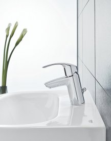 Комплект смесителей для ванной с душевым гарнитуром Grohe Eurosmart 3 в 1 хром 123238