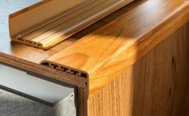 Лестничный профиль Salag Cirrus C45 ПВХ 1.35 м грецкий орех C45218