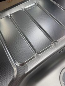 Мойка для кухни Franke Spark SKL 611-62 нержавеющая сталь декор 101.0716.714