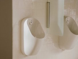 Писсуар настенный Roca Proton Rimless 30,5х35 см с питанием от батареек сантехническая керамика белый A3590J4000