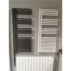 Полотенцесушитель водяной Zehnder Forma Asym 116,1х49,6 см правый c теном HOTS и кабелем белый LFAR-120-050-9016-HOTS-SC