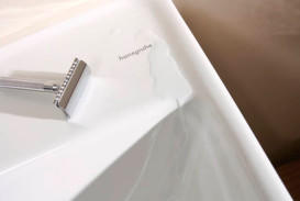 Раковина для ванной Hansgrohe Xanuia Q 55х48 см с отверстием и переливом керамика белый 60132450