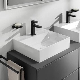 Раковина для ванной Hansgrohe Xevolos E 50х48 см с отверстием без перелива керамика SmartClean белый 61090450