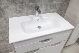 Раковина для ванної кімнати Roca Victoria-N з установкою на тумбу 800х460 мм кераміка білий A32799C000