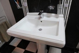 Раковина для ванной комнаты Villeroy & Boch Hommage подвесная 650х530 мм ярко-белый CeramicPlus 7101KGR2