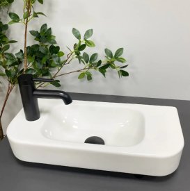 Раковина для ванної кімнати VBI APRILIA R 50,5x22 см кераміка білий VBI-015607