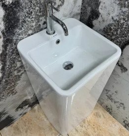 Раковина для ванной VBI Caliato напольная 40х39 см керамика белый VBI-019029