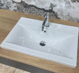 Раковина для ванної кімнати VBI Fanusa 61х40 см кераміка білий VBI-018064