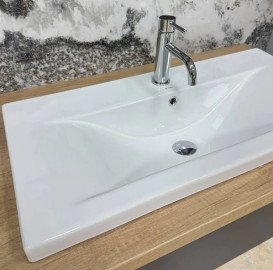 Раковина для ванної VBI Fanusa 81х40 см кераміка білий VBI-018065