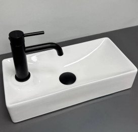 Раковина для ванной VBI Malvizzo R 44х21 см керамика белый VBI-015623