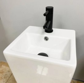 Раковина для ванної кімнати VBI SAVONA 32,5x32,5 см кераміка білий VBI-019012