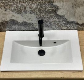 Раковина для ванної кімнати VBI Teora 60,5х36 см кераміка білий VBI-018051