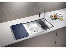 Разделочная доска прямоугольная из безопасного стекла Blanco темно-синяя 232846