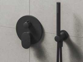 Шлангове під'єднання Ravak 707.00 із тримачем для душу чорний матовий X070563