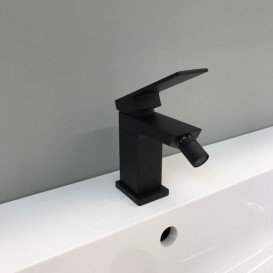 Змішувач для біде Fiore Kube змішувач чорний матовий 100NN8535