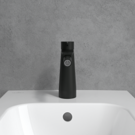 Смеситель для биде Villeroy & Boch Conum с донным клапаном матовый черный TVB127001000K5